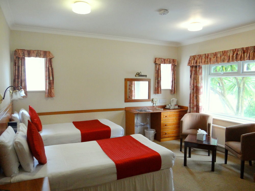 The Ocean View Hotel Bournemouth Bagian luar foto