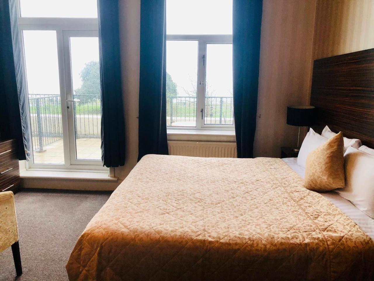 The Ocean View Hotel Bournemouth Bagian luar foto