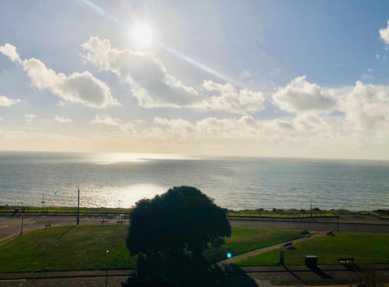 The Ocean View Hotel Bournemouth Bagian luar foto
