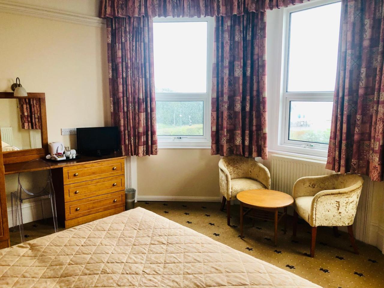 The Ocean View Hotel Bournemouth Bagian luar foto