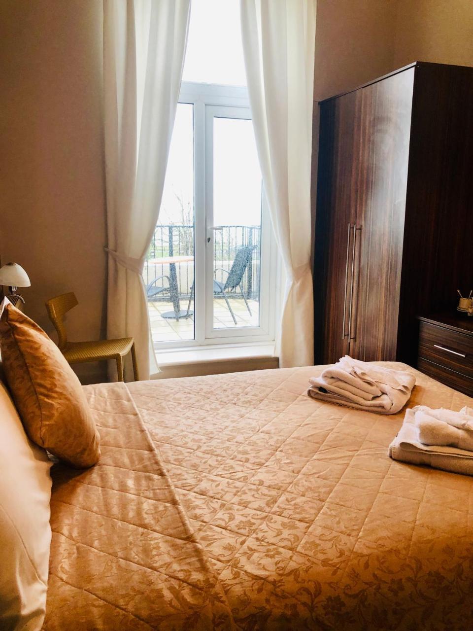 The Ocean View Hotel Bournemouth Bagian luar foto