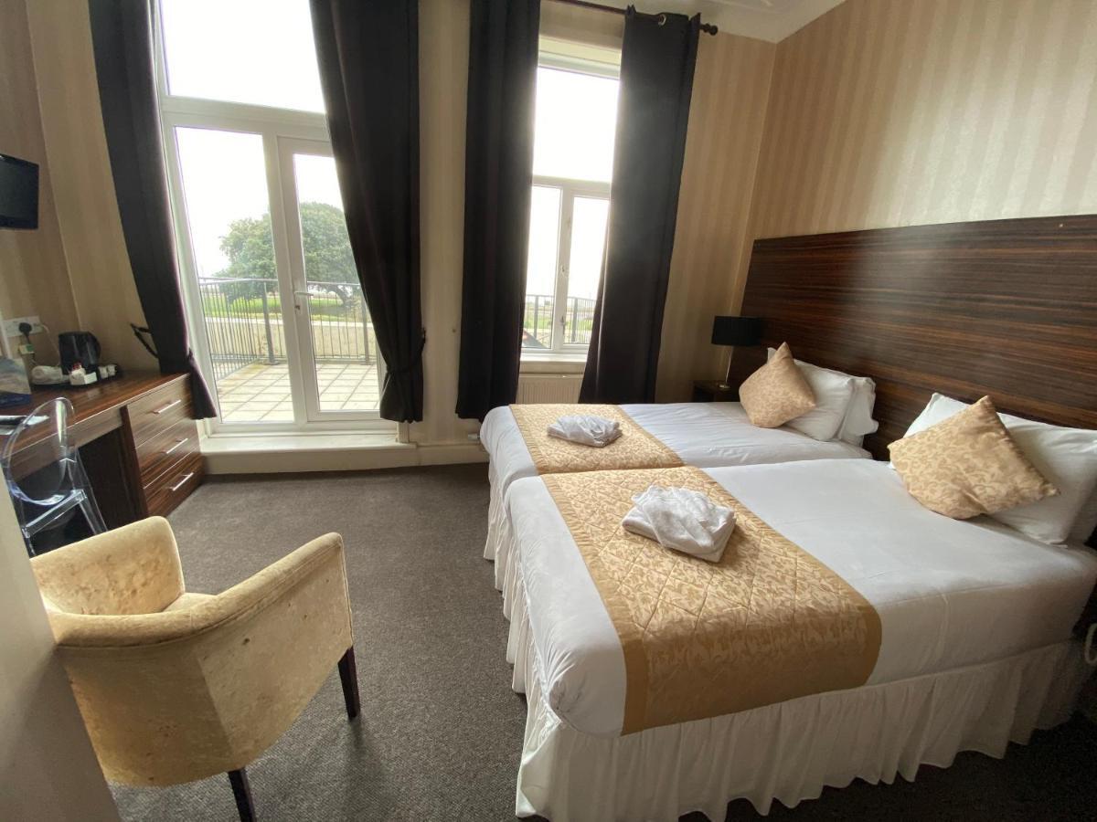 The Ocean View Hotel Bournemouth Bagian luar foto